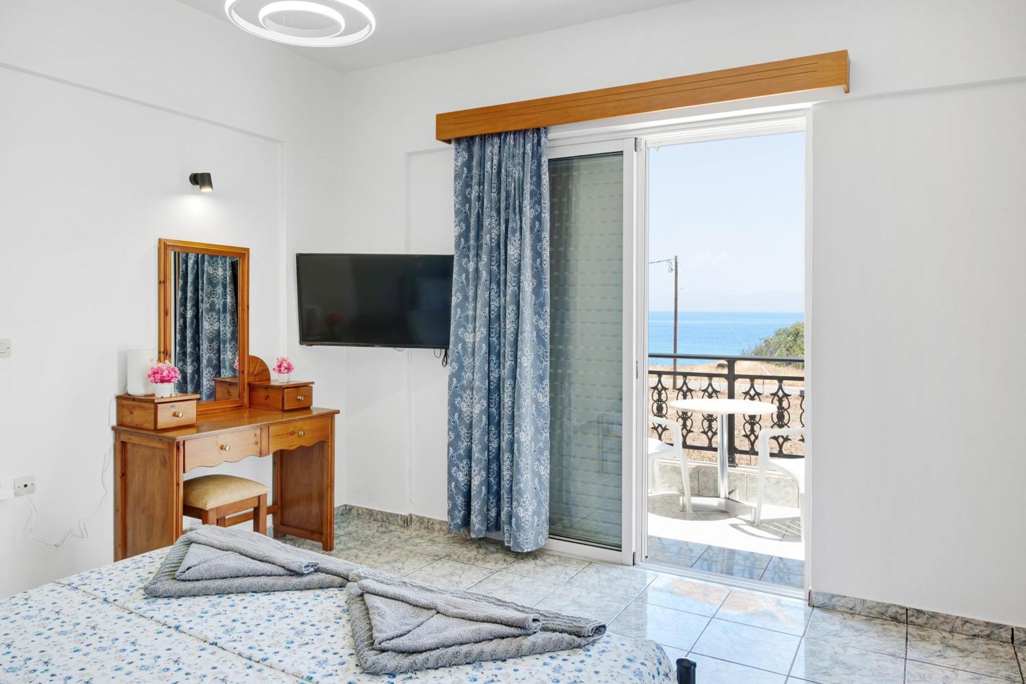 Athina Seaside Apartment Kardamena  Exterior photo