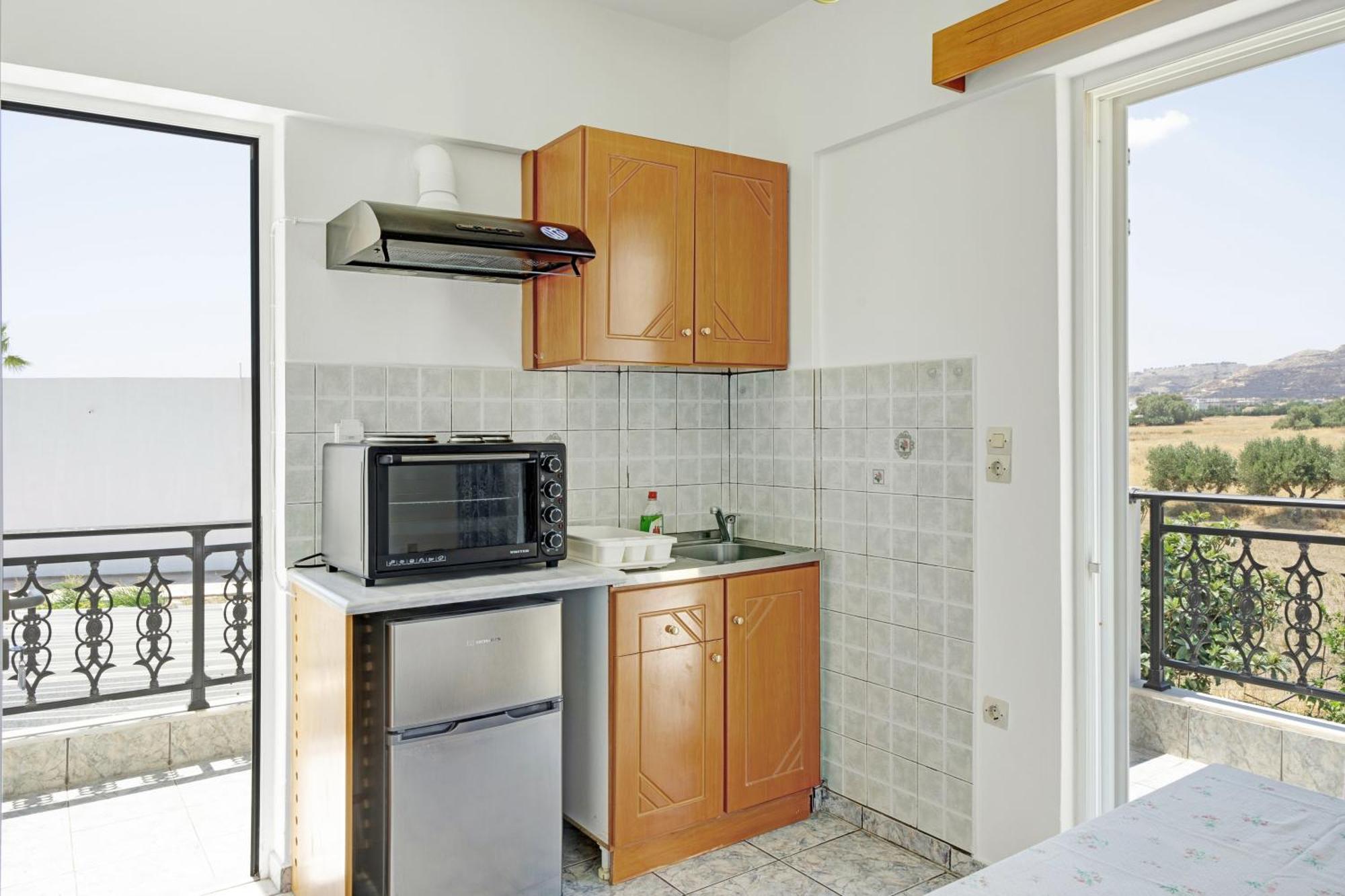 Athina Seaside Apartment Kardamena  Exterior photo